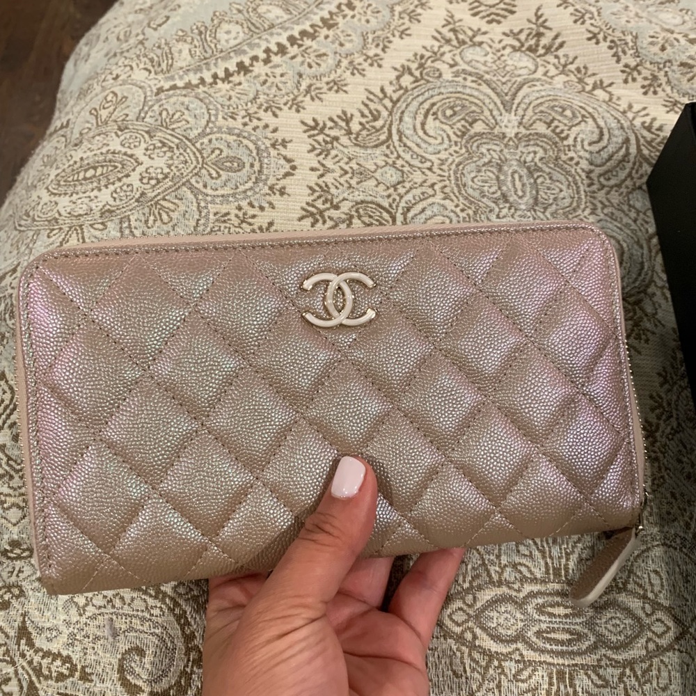 Chanel rose gold wallet